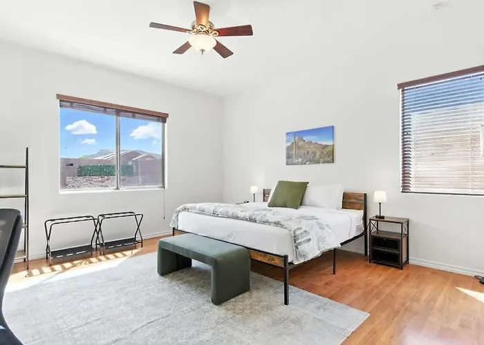 Holiday home Desert Solace Retreat With Pool And
