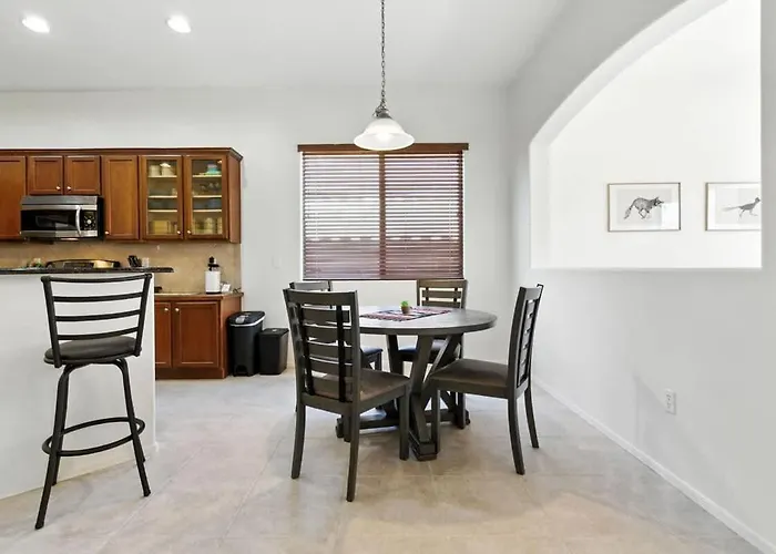 Desert Solace Retreat With Pool And Holiday home Tucson